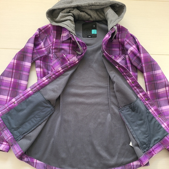 Women's Volcom Circle Flannel Jacket Size Large (Slim/Juniors) 2016 Discontinued - Picture 2 of 10